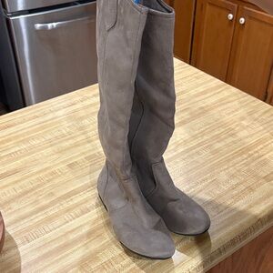 LOWER EAST SIDE Taupe Knee-High Women's Flats